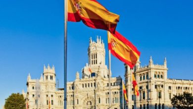 Photo of Espanha faz revisão e reduz número de mortes por Covid-19 em quase 2 mil