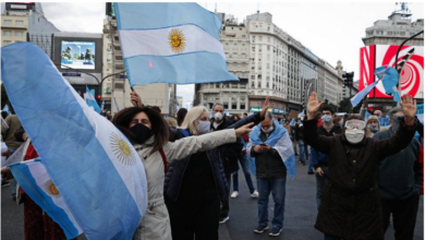 Photo of Na Argentina milhares vão às ruas contra intervenção do governo em empresa