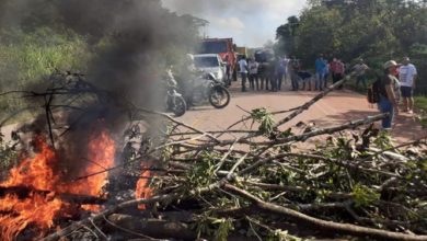 Photo of Moradores fecham Alça Viária em protesto contra abandono de estrada pelo governo do PA