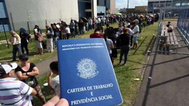 Photo of Brasil perde 8,6 milhões de empregos em abril