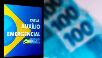 Photo of Bolsonaro confirma mais duas parcelas do auxílio emergencial