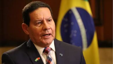 Photo of “STF precisa aprender a ouvir críticas”, diz Mourão