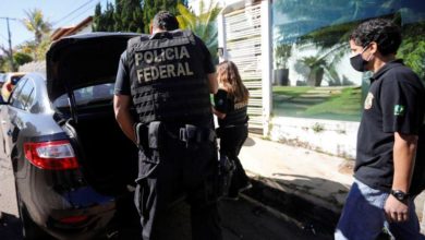 Photo of Aliados de Bolsonaro são alvos de operação da Polícia Federal contra atos antidemocracia