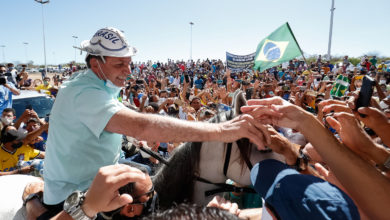 Photo of Bolsonaro vai à Bahia e ao Piauí em primeira viagem após isolamento por Covid-19