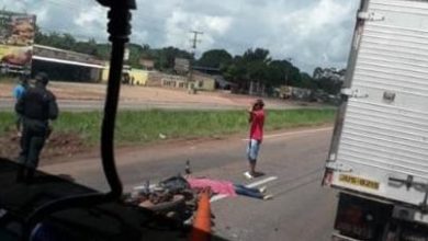 Photo of Passageira morre ao cair de moto e ser esmagada por caminhão na BR-316, em Benevides