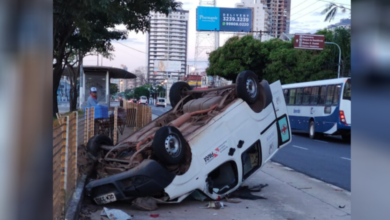 Photo of Ambulância do município de Ourém capota em Belém