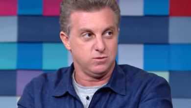 Photo of Internautas fazem piada de Luciano Huck após prisão de Ricardo Eletro: “Apagou as fotos”