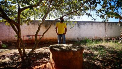 Photo of Escolas precisam de álcool em gel contra Covid-19, mas 10 mil das públicas não têm nem água limpa