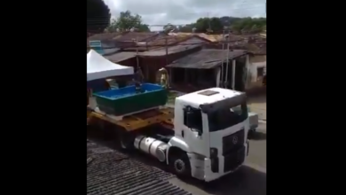 Photo of Conceito: Carreta com bar, piscina e tecnobrega mostra que paraense não tem limites. Veja vídeo