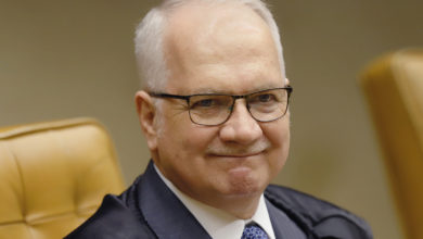 Photo of Fachin revoga decisão sobre compartilhamento de dados da Lava Jato com PGR