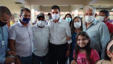 Photo of “Eu mamei pouco, queria mamar muito mais” diz prefeita do MDB ao lado de Helder