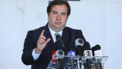 Photo of “Moro será um candidato forte em 2022”, diz Maia
