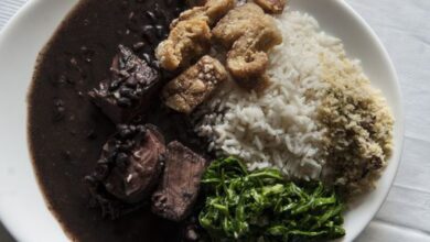 Photo of De onde vem a combinação arroz com feijão? E por que estamos comendo menos esses grãos?