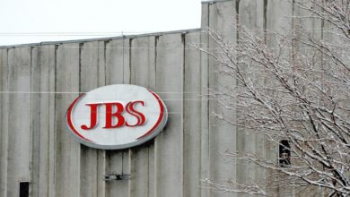 Photo of JBS apresenta plano contra desmatamento