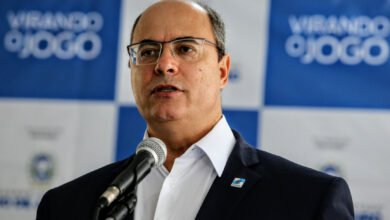 Photo of Pesquisa revela que 79,1% dos cariocas são a favor do impeachment de Wilson Witzel