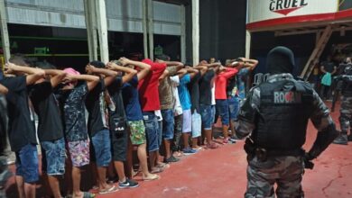 Photo of BREVES – Bar do tráfico, que também fornecia bebidas a menores, é fechado pela polícia