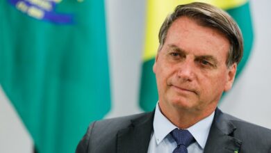 Photo of Bolsonaro diz que vai retirar cálculo alojado há cinco anos na bexiga