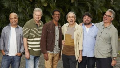 Photo of Após protestos, “Casseta & Planeta” ganha menção em especial da Globo