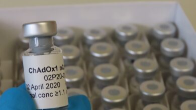 Photo of Depois de revisão, retornam os testes da vacina contra o coronavírus da Universidade de Oxford
