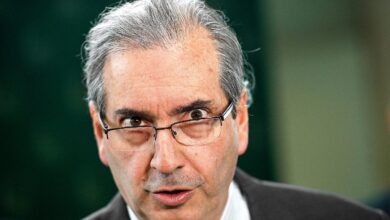 Photo of Juiz confisca Porsche de Eduardo Cunha em nome de Jesus.com