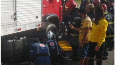 Photo of Mulher é arremessada para debaixo de caminhão em acidente na BR-316 em Ananindeua