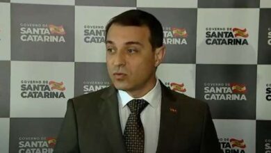 Photo of Governador de Santa Catarina é afastado do cargo para responder a processo de impeachment