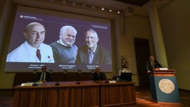 Photo of Três médicos vencem prêmio Nobel de Medicina por descoberta do vírus da hepatite C