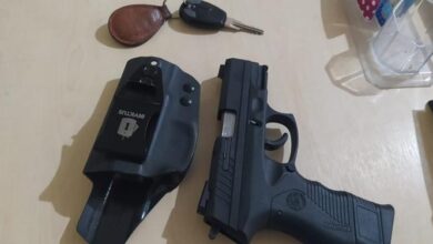 Photo of Mulher foge após causar acidente de trânsito e é flagrada portando arma de fogo, em Tucuruí