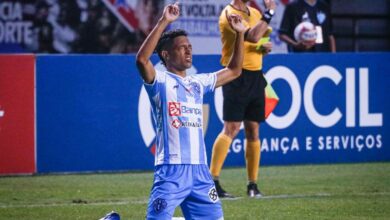 Photo of Marlon brilha e Paysandu vence Ferroviário por 3 a 0 e volta ao G4