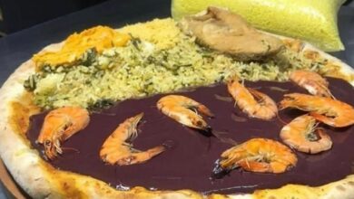 Photo of Suposta pizza de açaí com camarão viraliza e causa discussão na internet