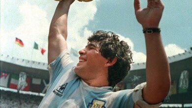 Photo of Pelé reverencia Maradona: ‘Perdi um amigo. Um dia, espero que possamos jogar juntos no céu’