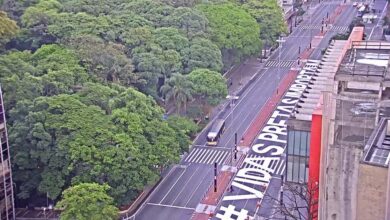 Photo of Inscrição ‘Vidas Pretas Importam’ é pintada na avenida Paulista em São Paulo