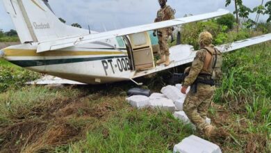 Photo of Polícia Federal apreende avião com quase meia tonelada de maconha em Ipixuna do Pará