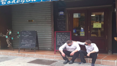Photo of Arrepiante imagem de dono de restaurante na Espanha após novo confinamento