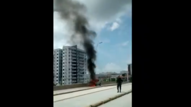 Photo of Carro pega fogo no elevado da Augusto Montenegro