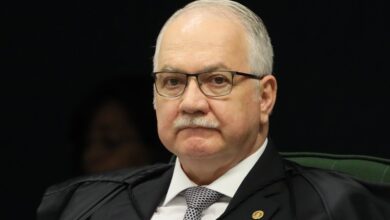 Photo of Urgente: Fachin suspende tarifa zero na importação de armas