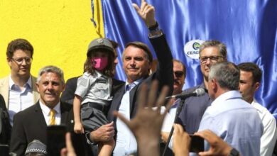 Photo of “Não vou tomar vacina e ponto final”, diz presidente Jair Bolsonaro