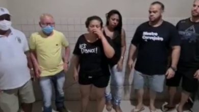 Photo of Depois de agredida em embarcação, mulher é coagida e pede desculpas a policiais na delegacia