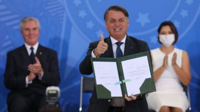 Photo of Bolsonaro promete partido de direita para 2022: “Já estou namorando alguns, vou fechar com um”