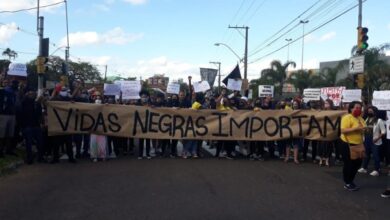 Photo of Comitê do Carrefour após morte em loja cria divergência no movimento negro