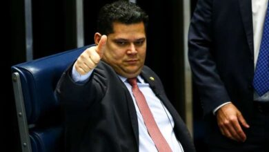 Photo of Alepa aprova título de ‘Cidadão do Pará’ ao senador Davi Alcolumbre