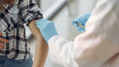 Photo of Vacina da Pfizer causa reação alérgica grave em agente de saúde nos EUA