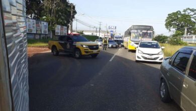 Photo of Baú de carreta solta e deixa trânsito lento na BR-316