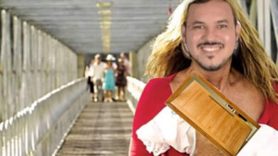 Photo of A internet não perdoa: vereador que levou porta do gabinete após fim do mandato vira ‘meme’