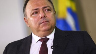 Photo of Ministro Pazuello anuncia MP que libera compra da vacina da Covid-19 antes de liberação da Anvisa