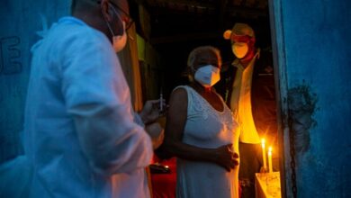 Photo of Agente de saúde é a primeira quilombola do Pará a receber dose de vacina contra a Covid-19