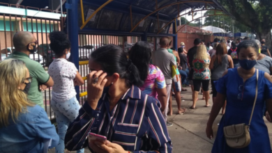 Photo of Pacientes enfrentam fila quilométrica em busca de atendimento na Policlínica Metropolitana