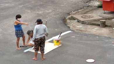 Photo of Sem Prefeitura, moradores de Canudos fazem a sinalização de rua