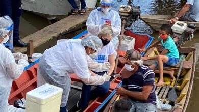 Photo of Idosos da região do Aritapera seguem de ‘bajaras’ para receber vacina contra Covid-19 em Santarém