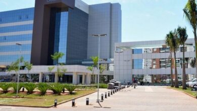 Photo of Ao visitar marido com Covid e prestes a ser intubado, esposa descobre amante e leva caso à polícia